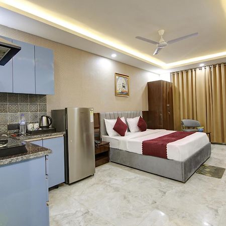 Limewood Stay - Millennium Huda City Center Gurgaon Esterno foto
