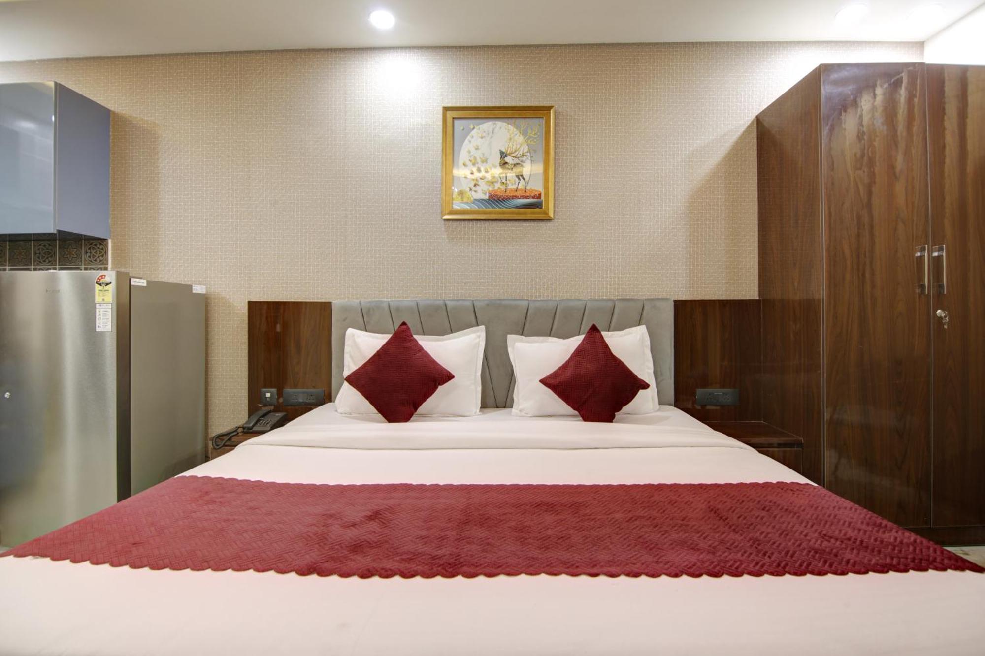 Limewood Stay - Millennium Huda City Center Gurgaon Esterno foto
