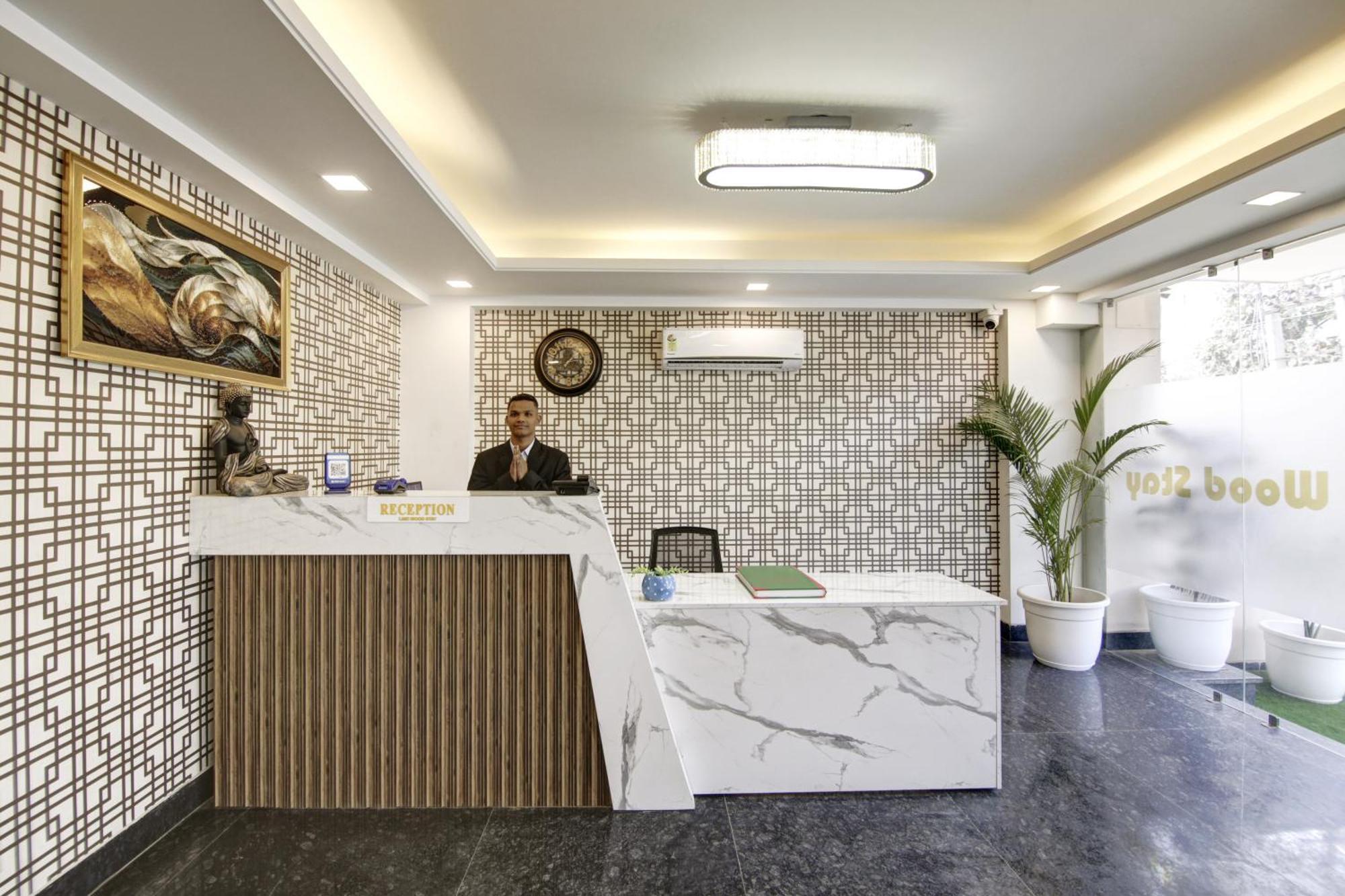 Limewood Stay - Millennium Huda City Center Gurgaon Esterno foto