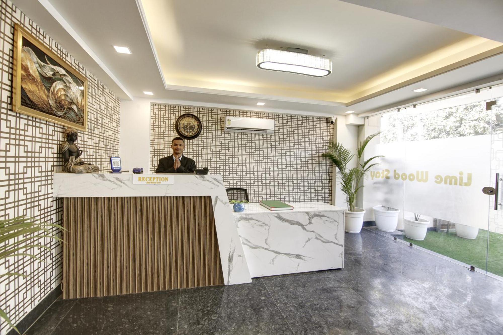 Limewood Stay - Millennium Huda City Center Gurgaon Esterno foto