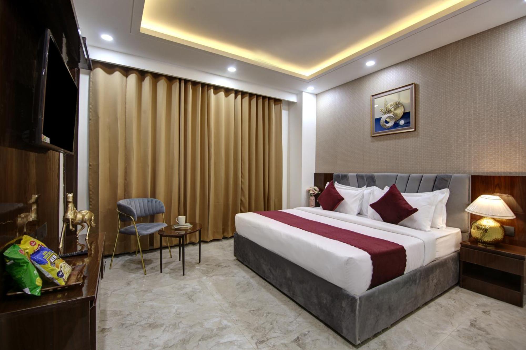 Limewood Stay - Millennium Huda City Center Gurgaon Esterno foto