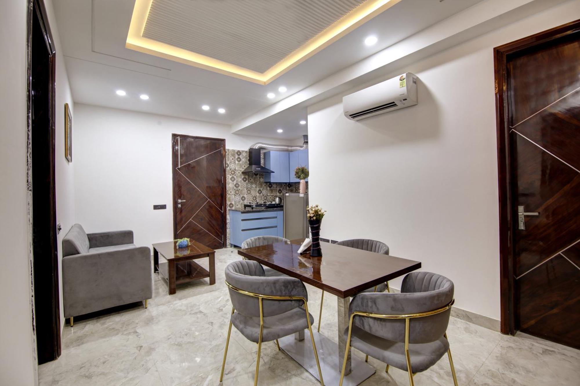 Limewood Stay - Millennium Huda City Center Gurgaon Esterno foto