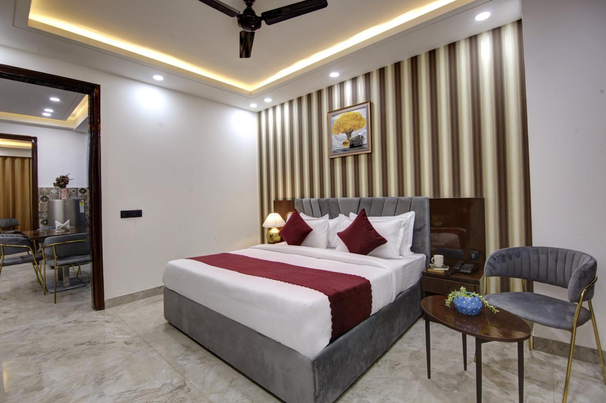 Limewood Stay - Millennium Huda City Center Gurgaon Esterno foto