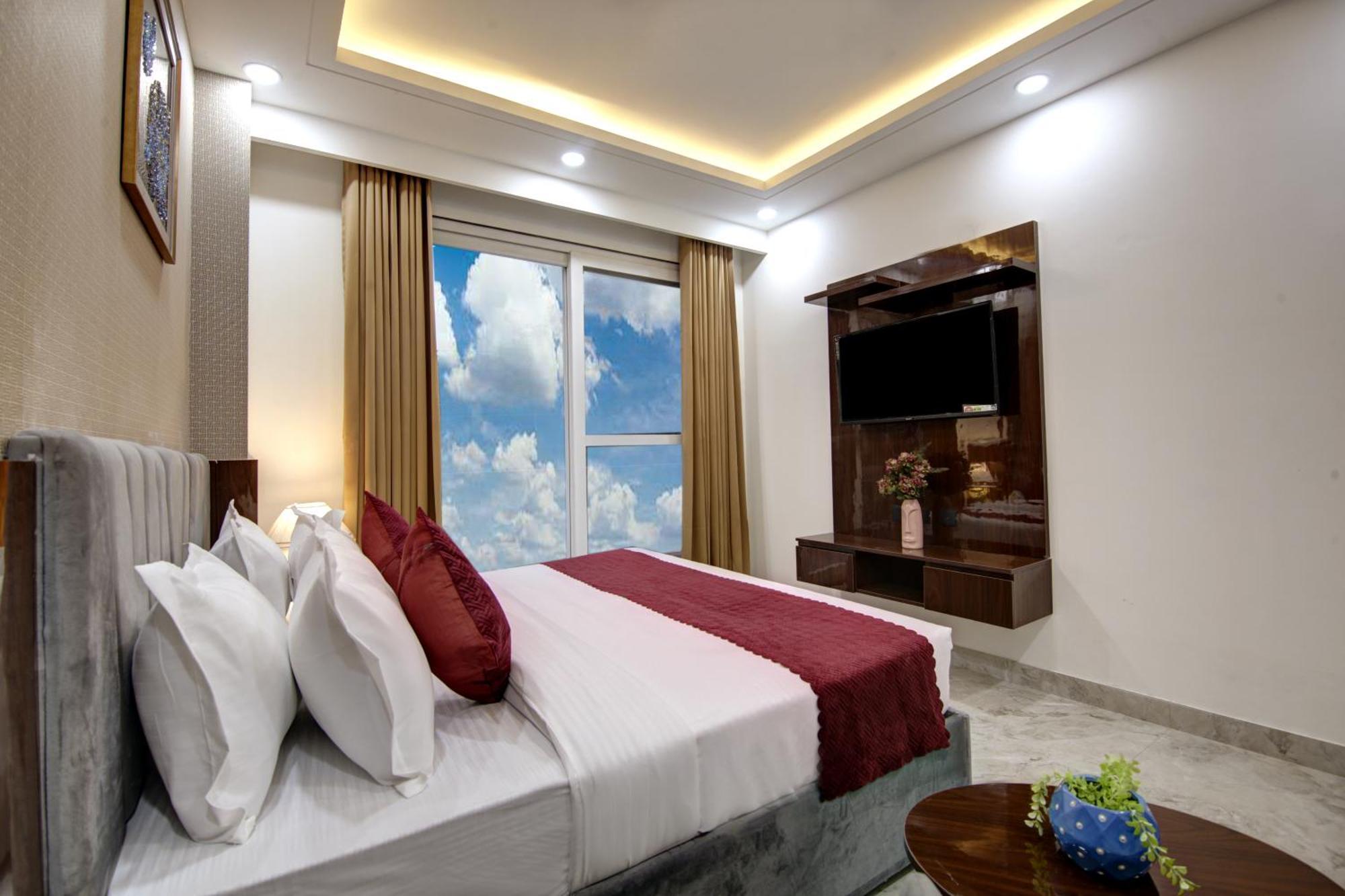 Limewood Stay - Millennium Huda City Center Gurgaon Esterno foto