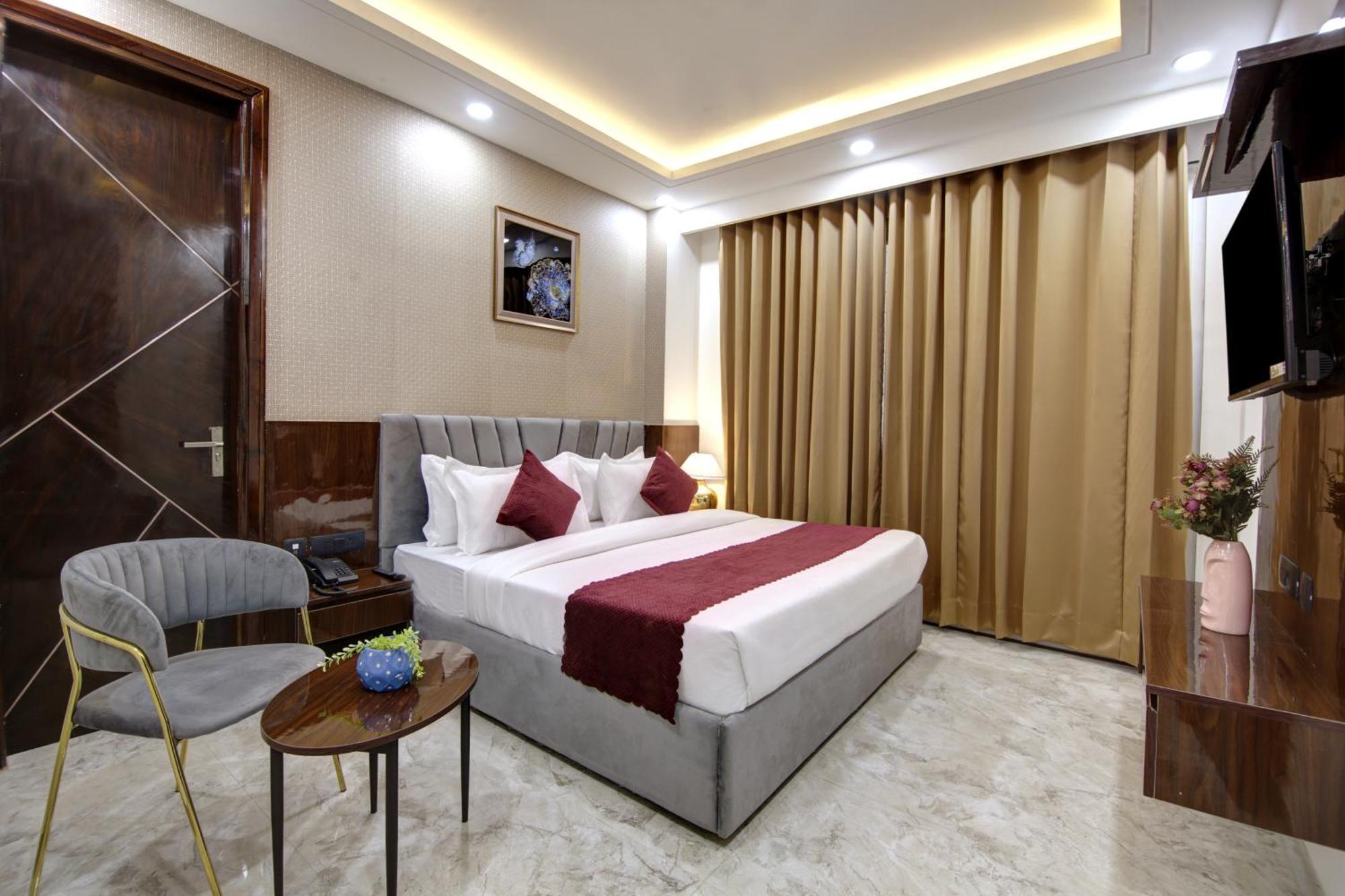 Limewood Stay - Millennium Huda City Center Gurgaon Esterno foto