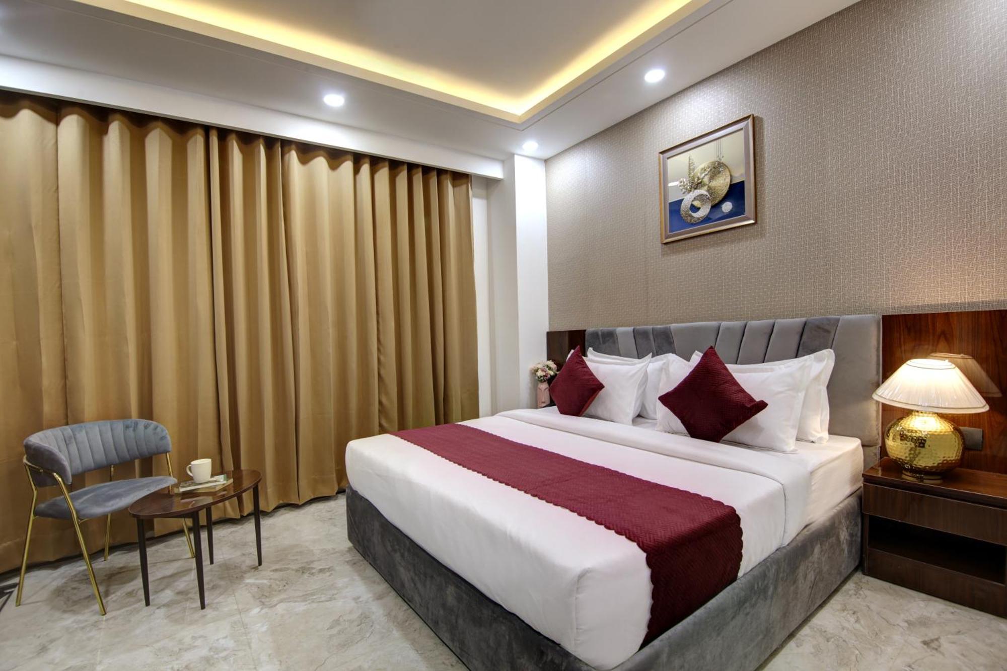 Limewood Stay - Millennium Huda City Center Gurgaon Esterno foto